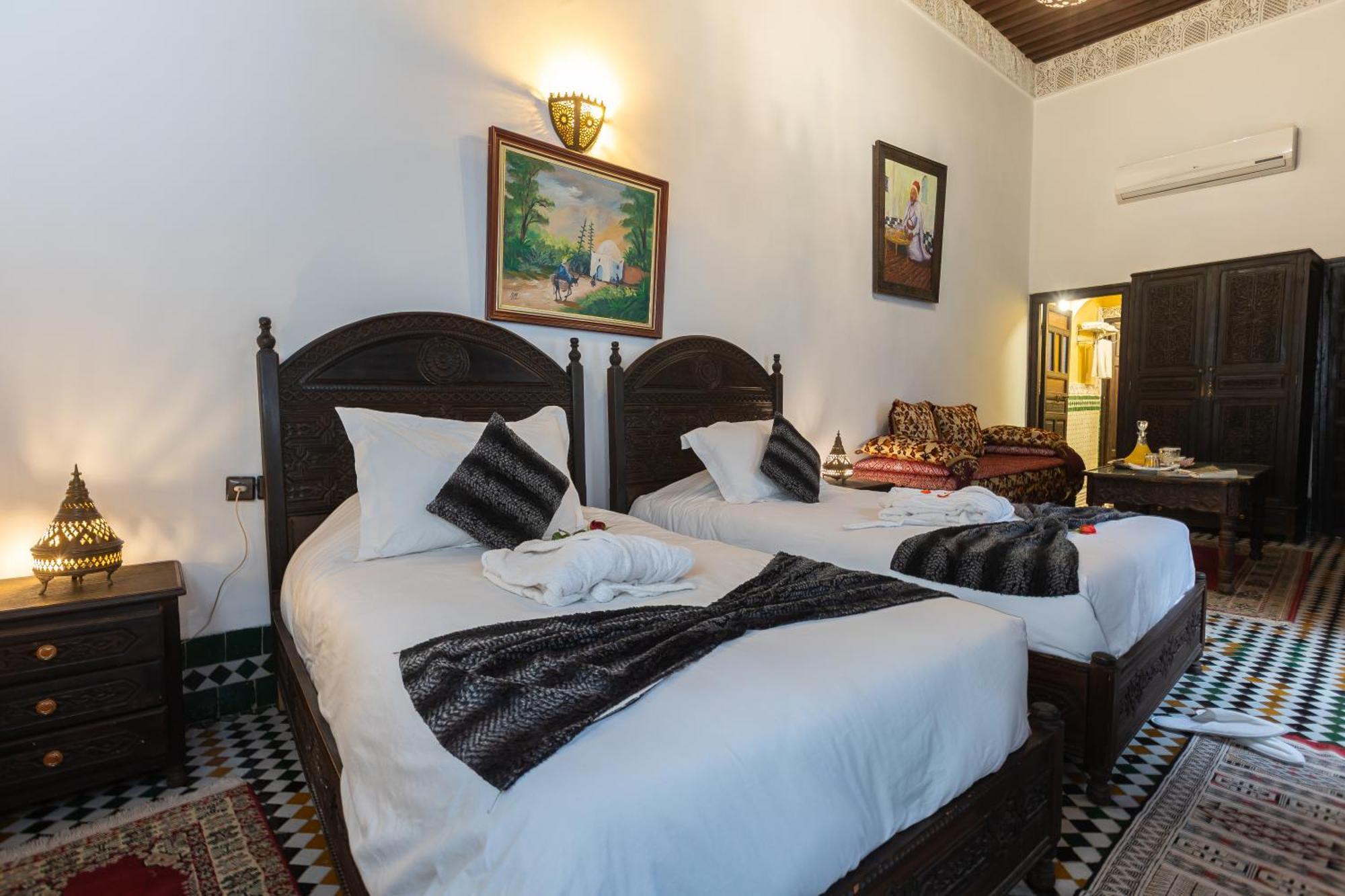 פס Riad Ghita מראה חיצוני תמונה