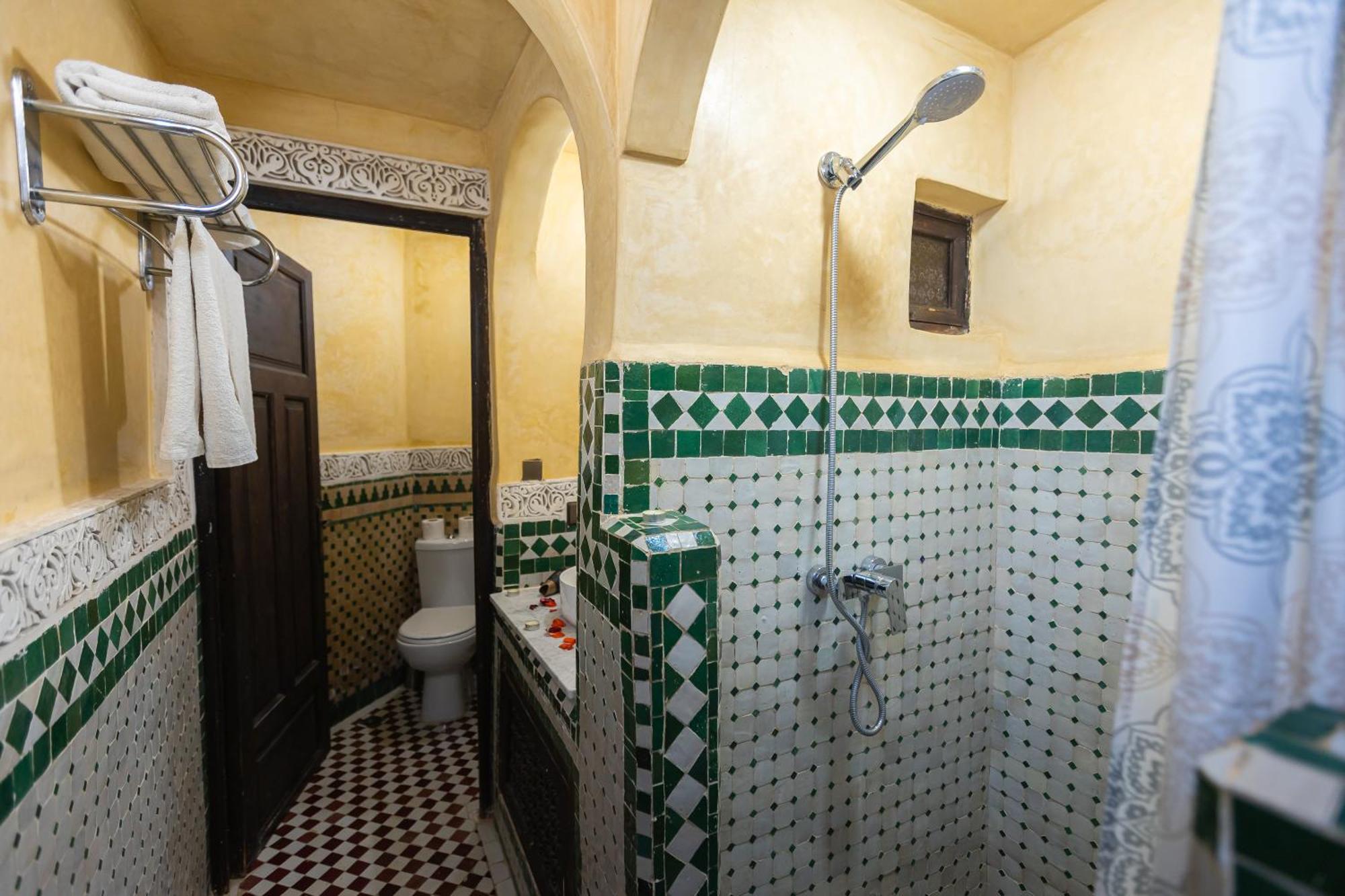 פס Riad Ghita מראה חיצוני תמונה